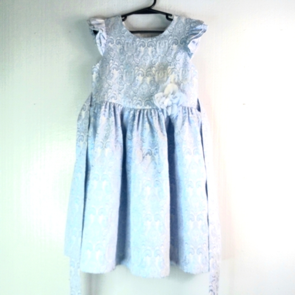 Laura Ashley 6X Elegant Blue Floral Full Tie Back Dress with Bow